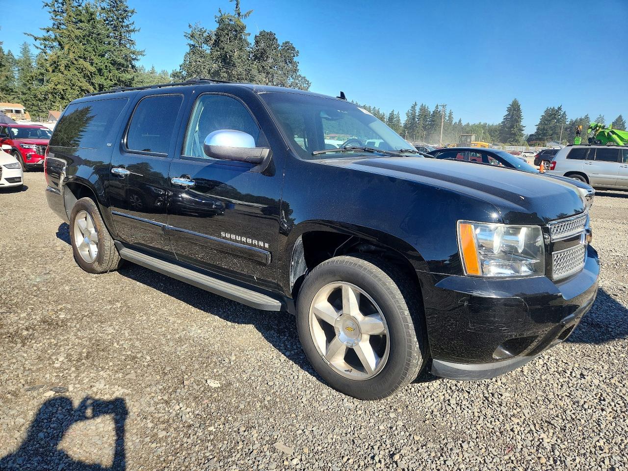3GNFK16308G137322 · 2008 CHEVROLET SUBURBAN · 4/13