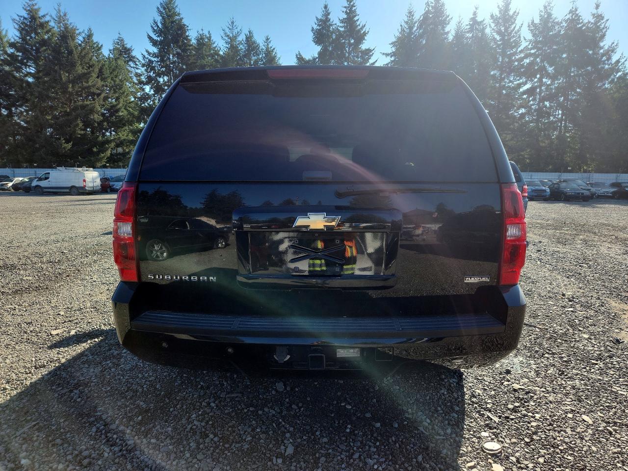 3GNFK16308G137322 · 2008 CHEVROLET SUBURBAN · 6/13