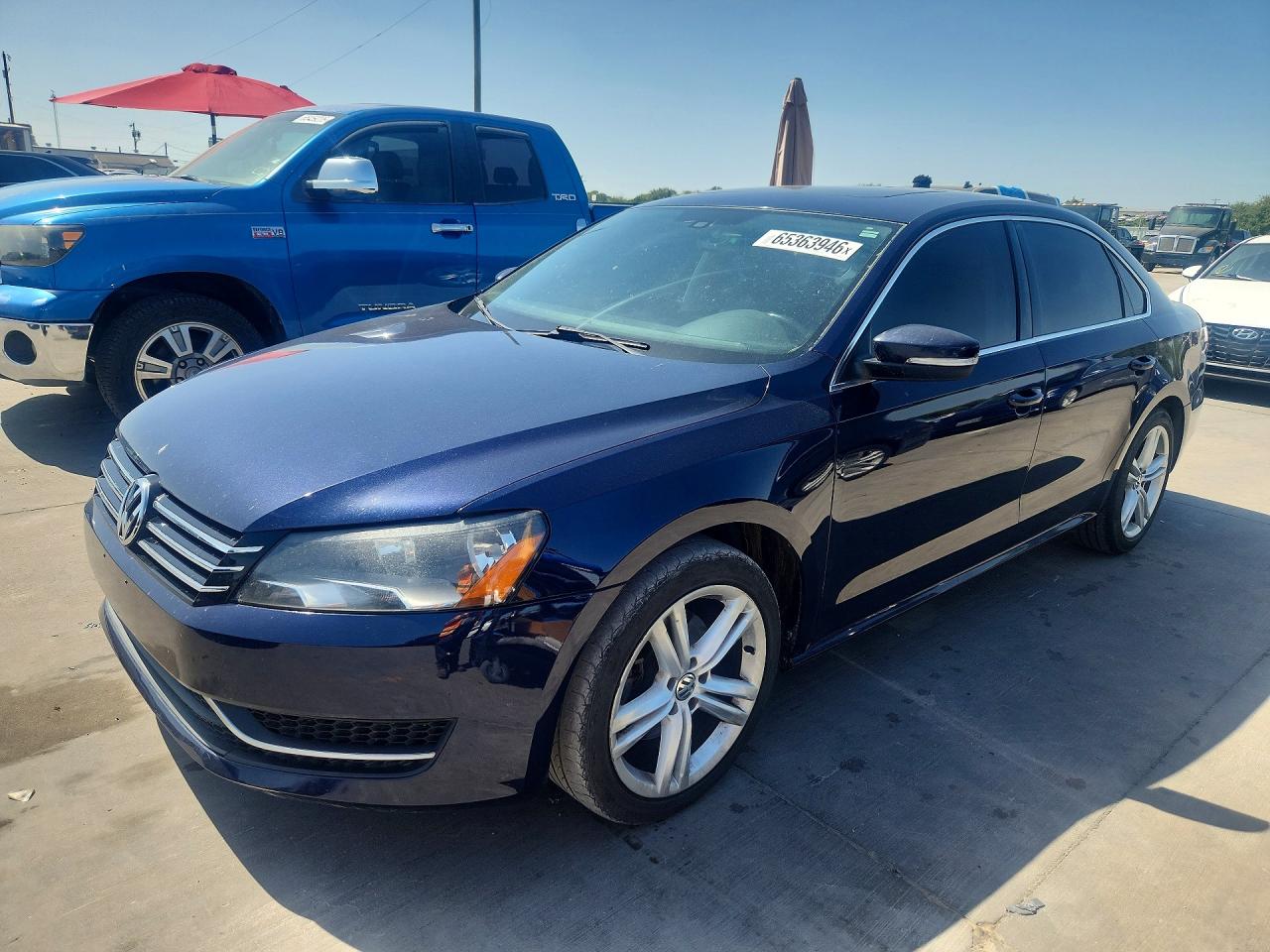 1VWBN7A3XEC105899 · 2014 VOLKSWAGEN PASSAT