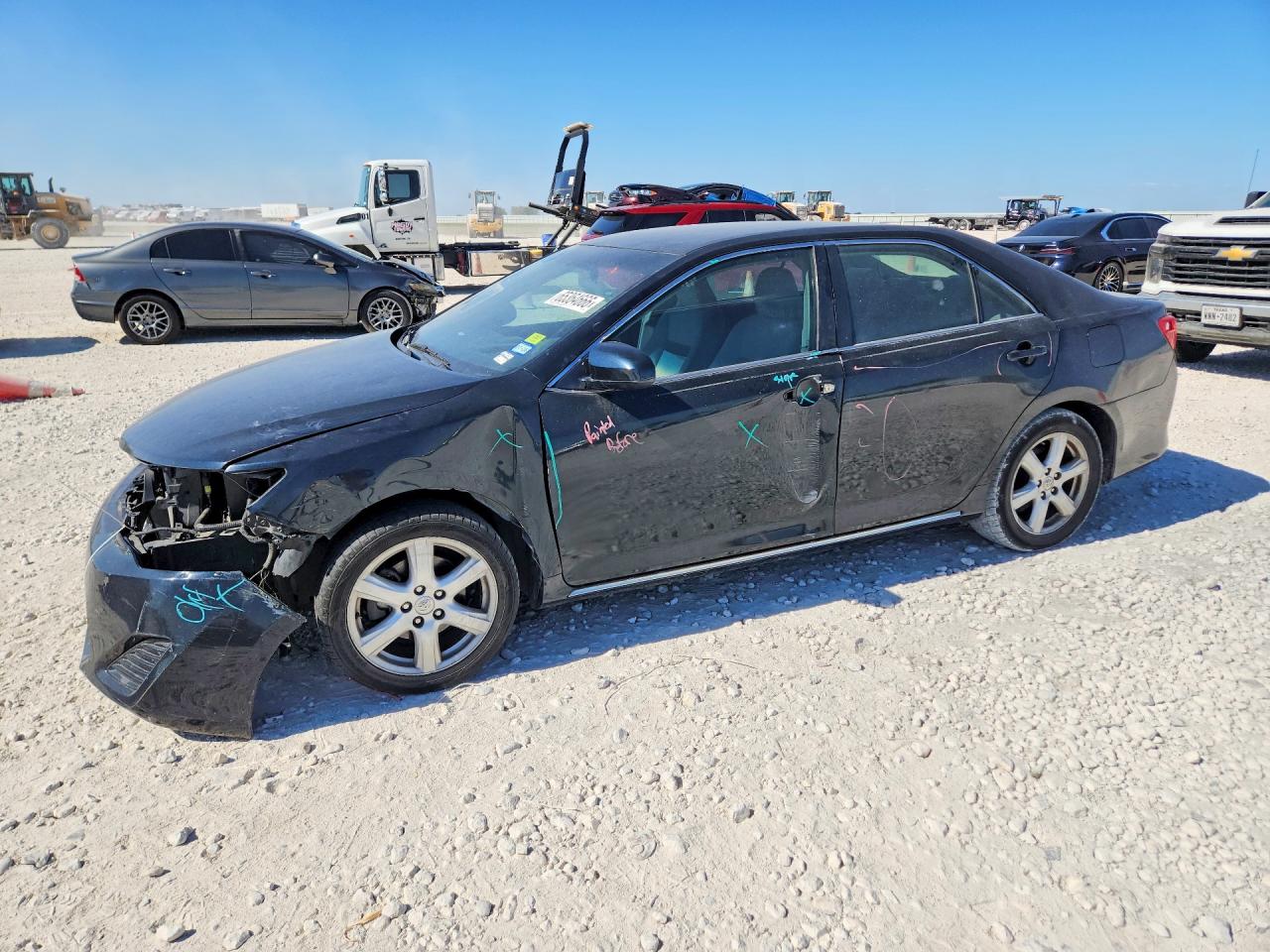4T1BF1FK1CU037704 · 2012 TOYOTA CAMRY