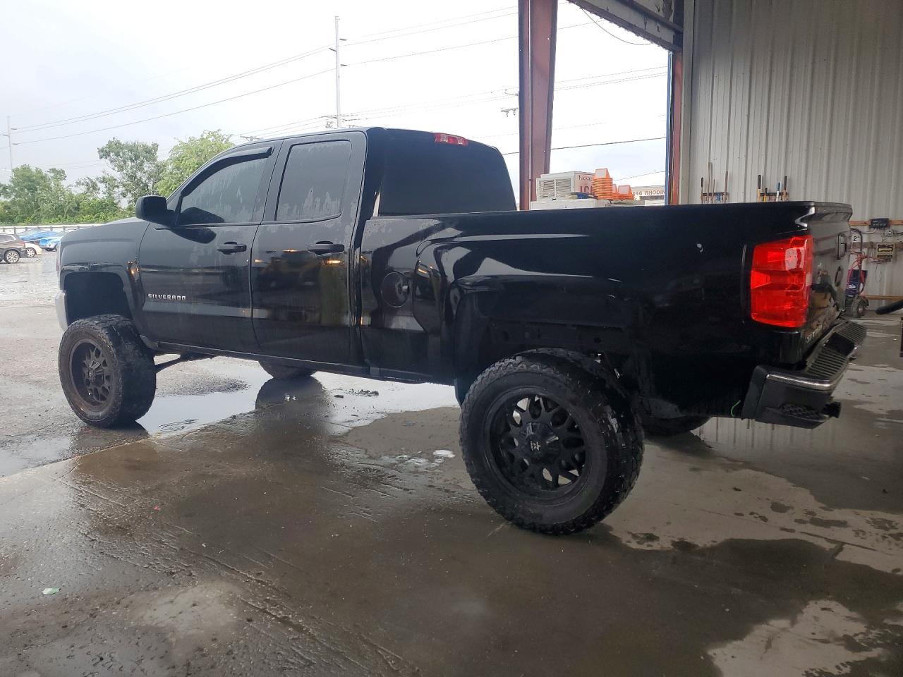 1GCRCNEH6JZ346433 · 2018 CHEVROLET SILVERADO · 2/12