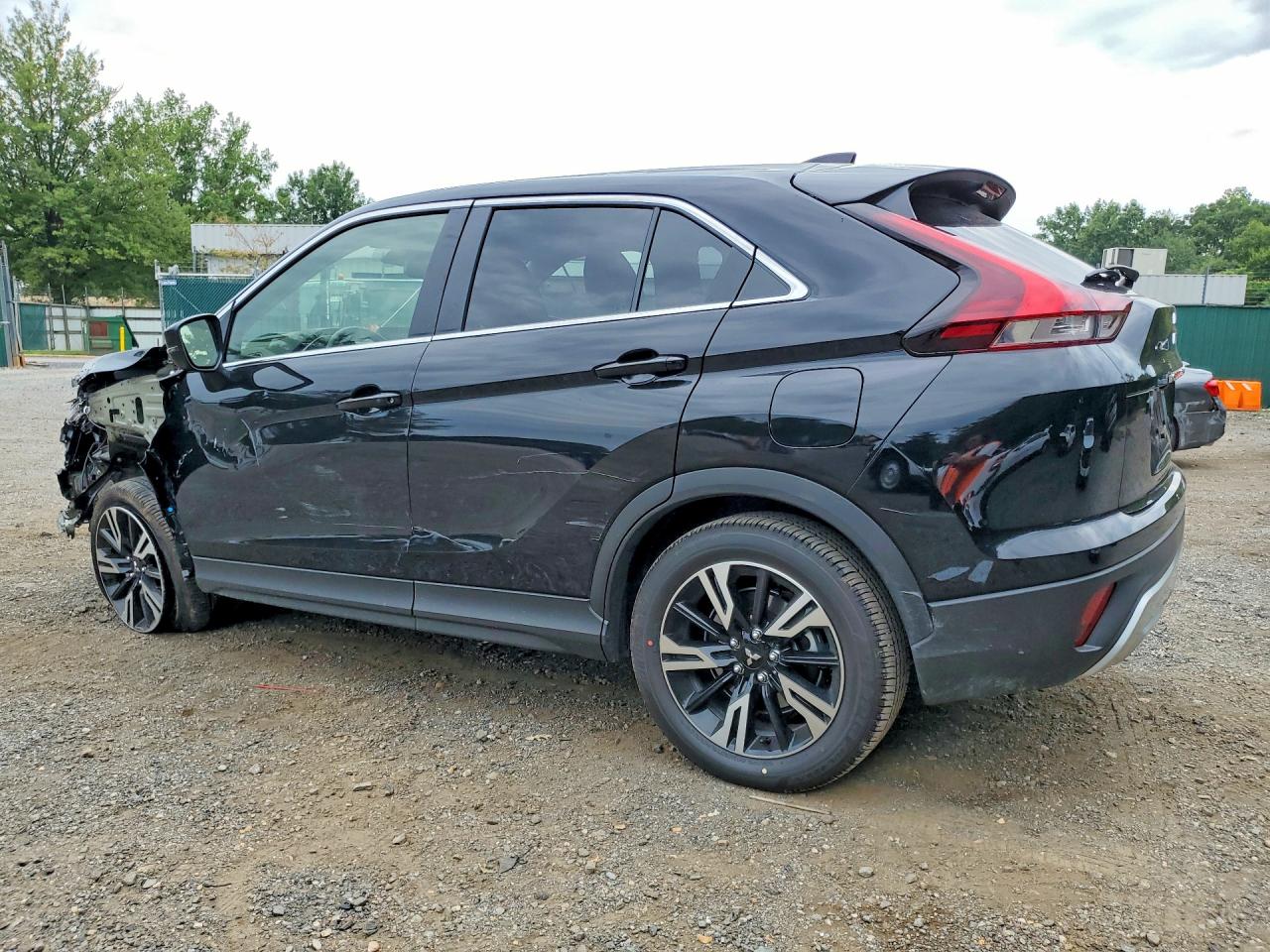 JA4ATWAAXTZ048993 · 2026 MITSUBISHI ECLIPSE CROSS · 2/12