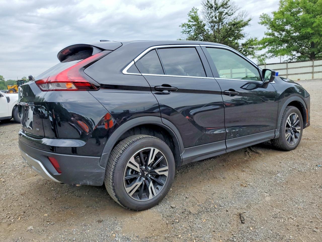 JA4ATWAAXTZ048993 · 2026 MITSUBISHI ECLIPSE CROSS · 3/12