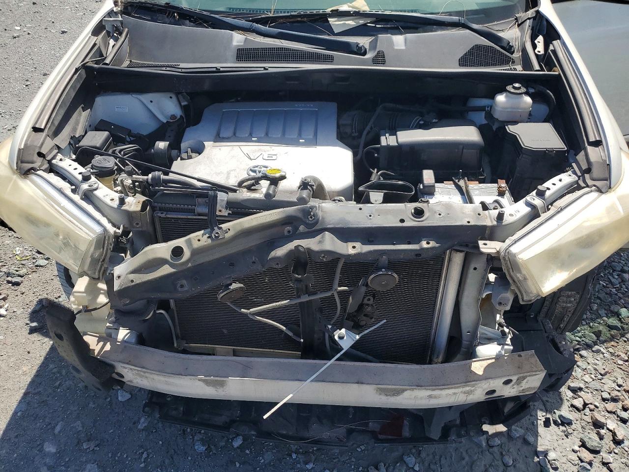 5TDZK3EH2BS036824 · 2011 TOYOTA HIGHLANDER · 12/13
