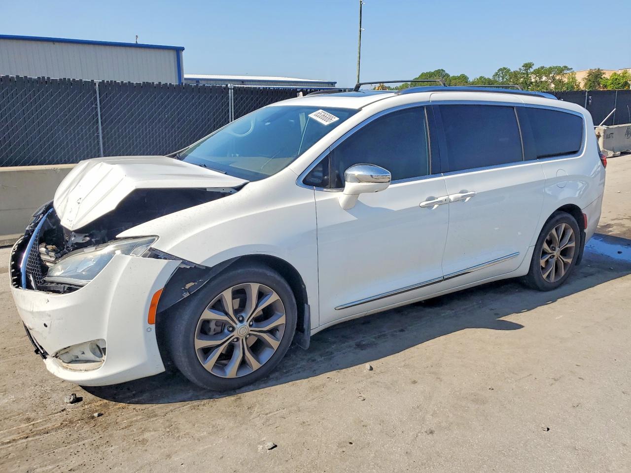 2C4RC1GG1JR354365 · 2018 CHRYSLER PACIFICA