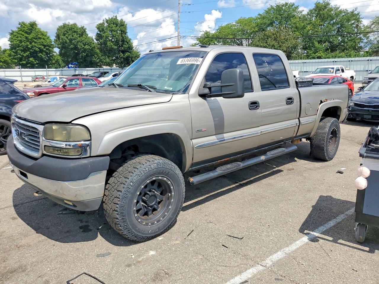 2002 GMC SIERRA
