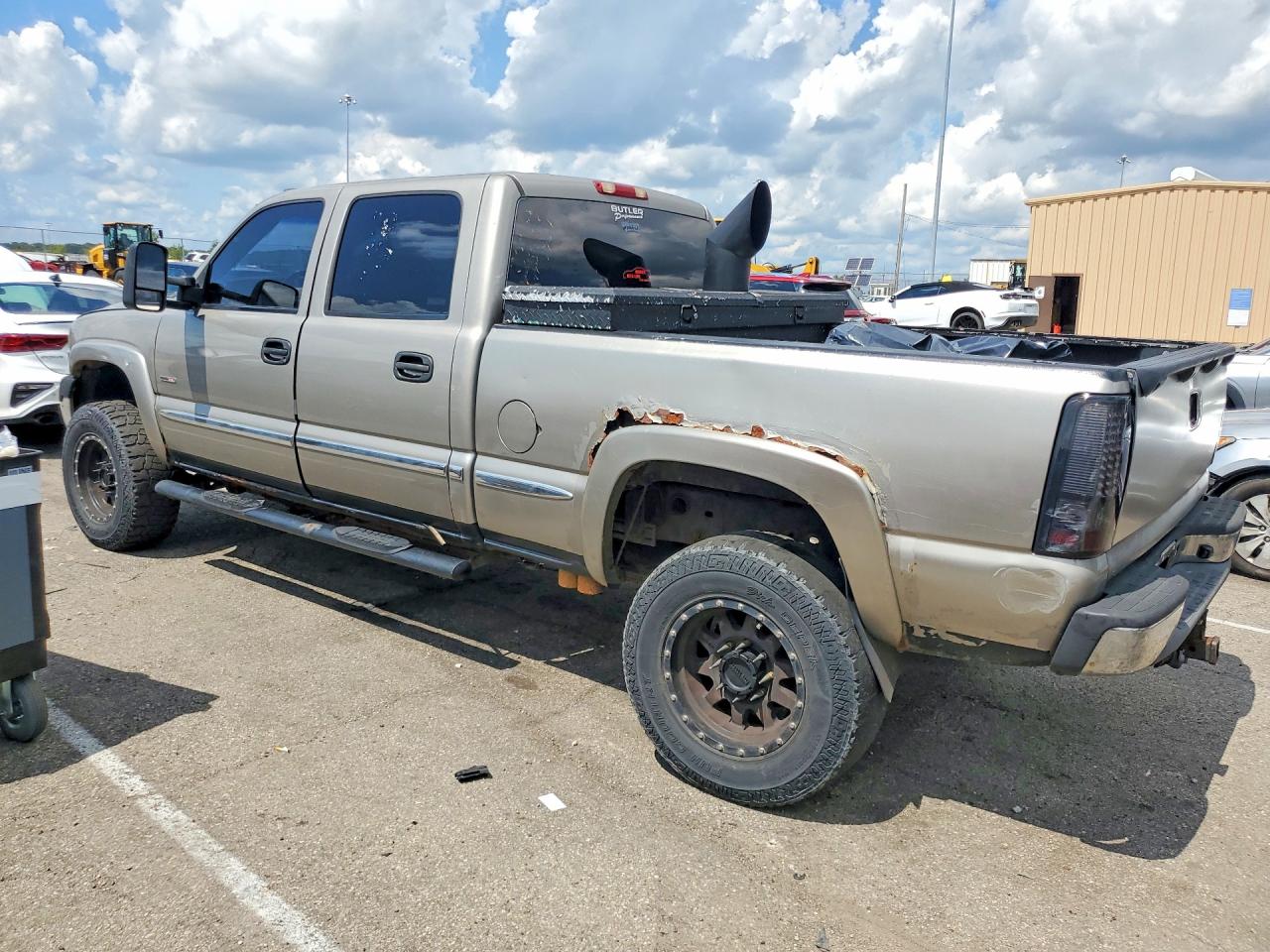 1GTHK23102F145486 · 2002 GMC SIERRA · 2/12