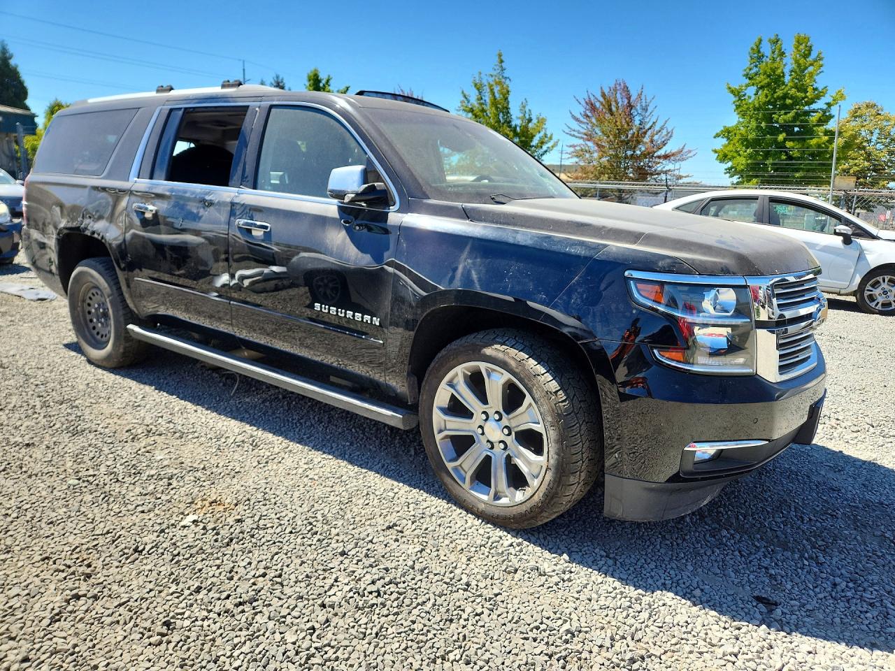 1GNSKJKC3HR284321 · 2017 CHEVROLET SUBURBAN · 4/13