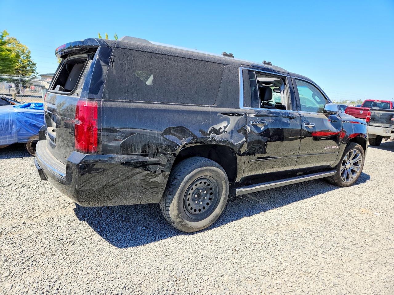 1GNSKJKC3HR284321 · 2017 CHEVROLET SUBURBAN · 3/13