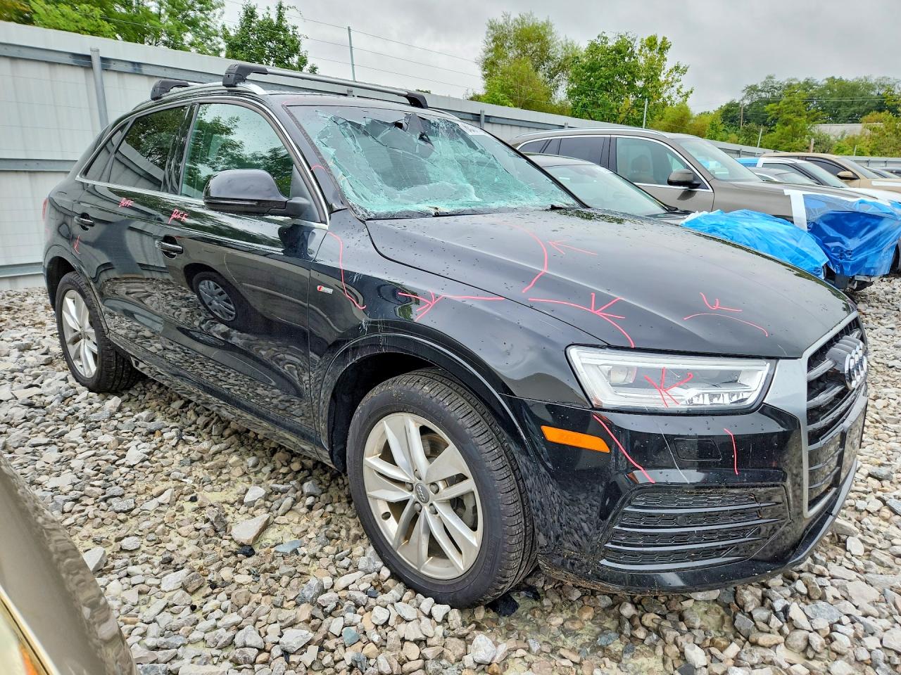 WA1JCCFS5JR019270 · 2018 AUDI Q3 · 4/13