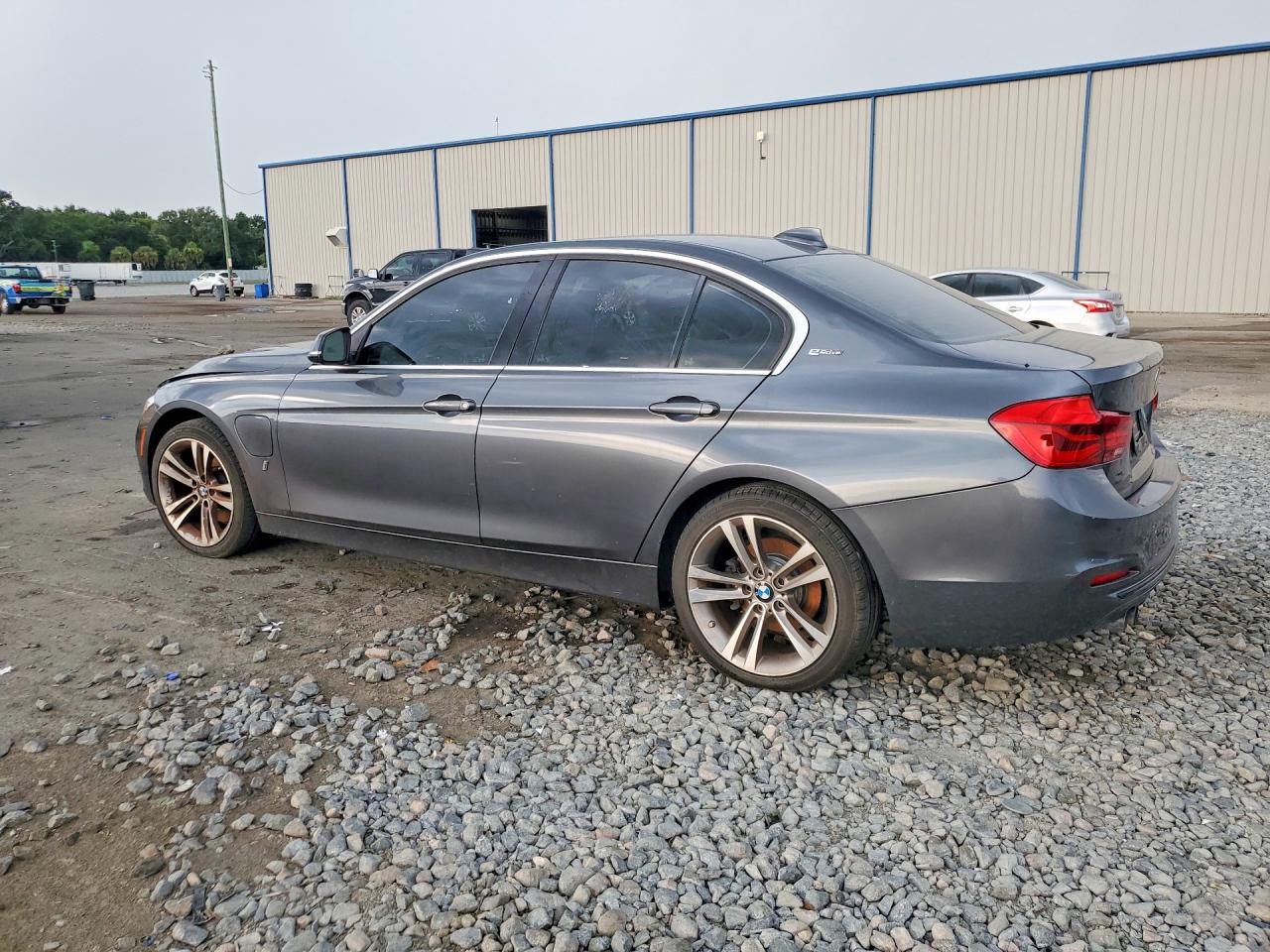 WBA8E1C52JA178602 · 2018 BMW 330E · 2/12
