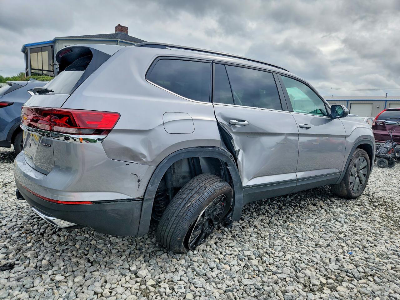 1V2HR2CA2SC527756 · 2025 VOLKSWAGEN ATLAS · 3/13