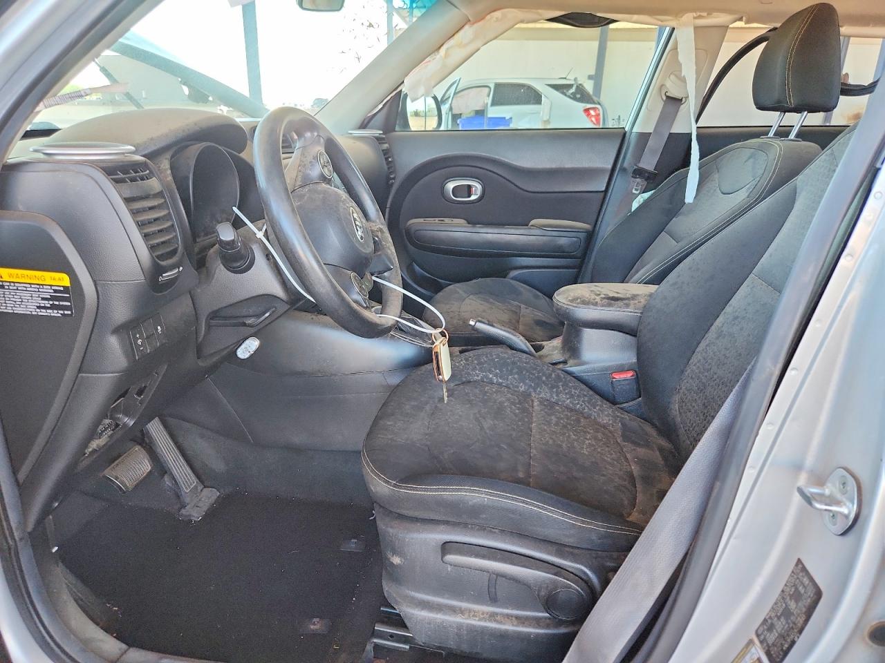 KNDJP3A52F7769143 · 2015 KIA SOUL · 7/13