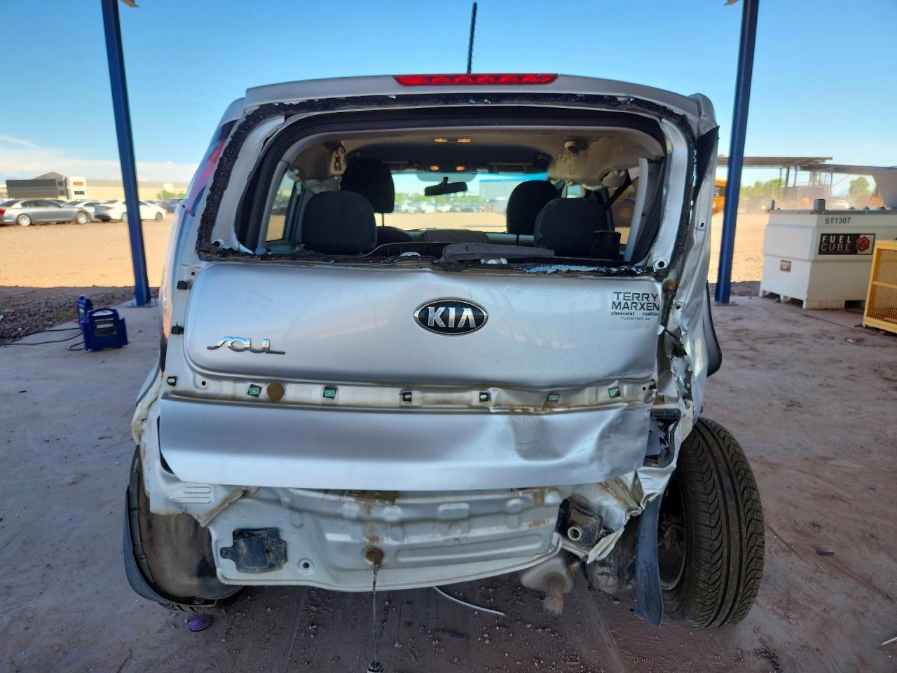 KNDJP3A52F7769143 · 2015 KIA SOUL · 6/13