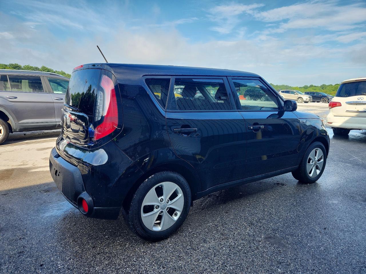 KNDJN2A20G7262328 · 2016 KIA SOUL · 3/13
