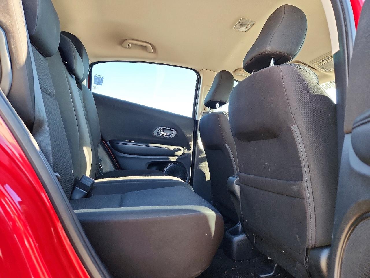 3CZRU6H32HM705012 · 2017 HONDA HR-V · 11/13