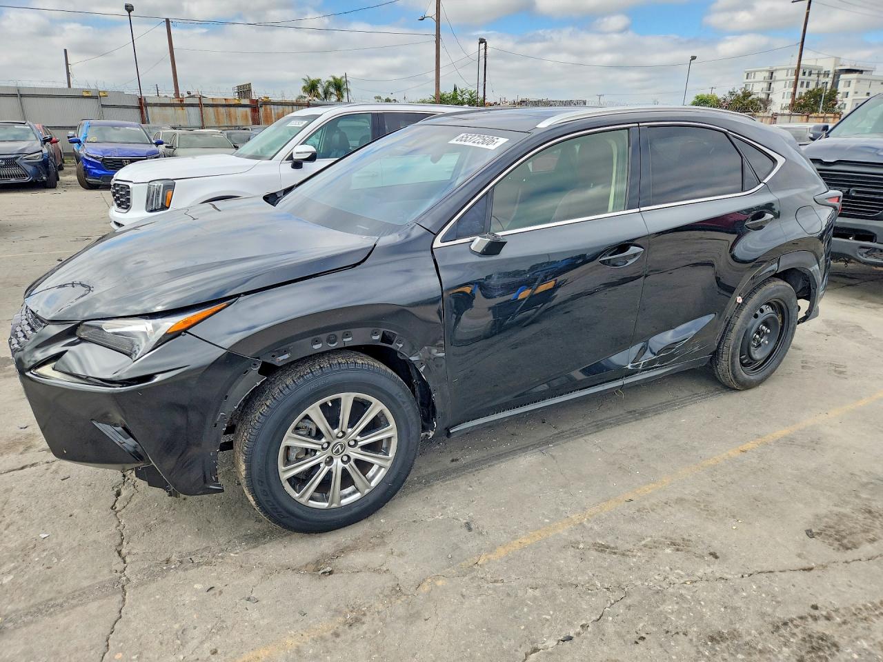 JTJYARBZ4J2112173 · 2018 LEXUS NX 300