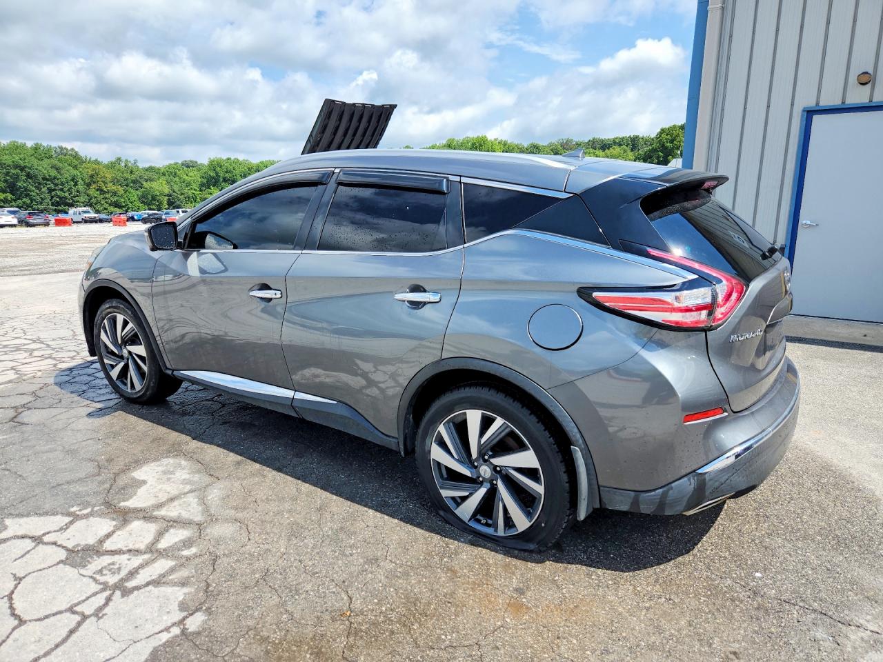 5N1AZ2MH3FN255075 · 2015 NISSAN MURANO · 2/13