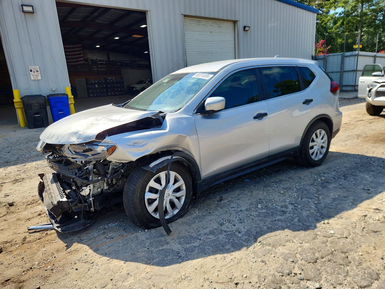 5N1AT2MT3KC800476 · 2019 NISSAN ROGUE