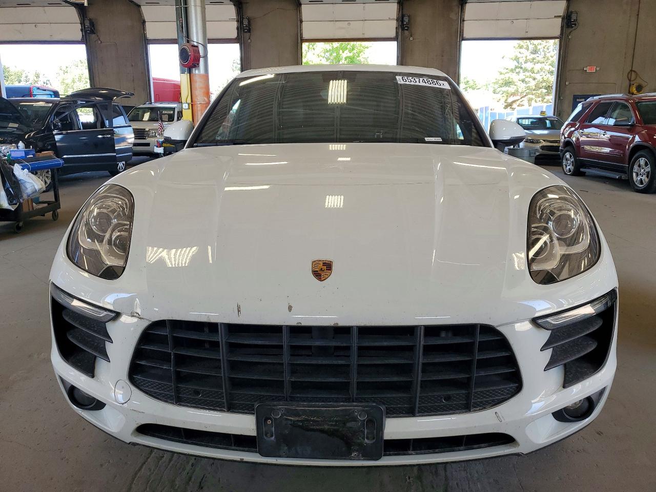 WP1AA2A51HLB02181 · 2017 PORSCHE MACAN · 5/13