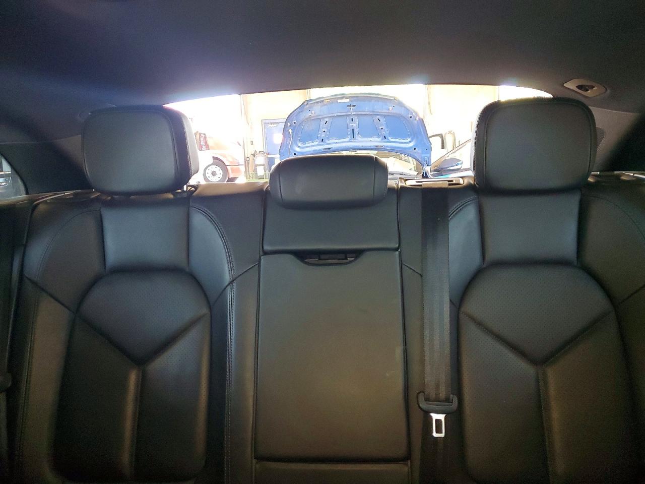 WP1AA2A51HLB02181 · 2017 PORSCHE MACAN · 10/13