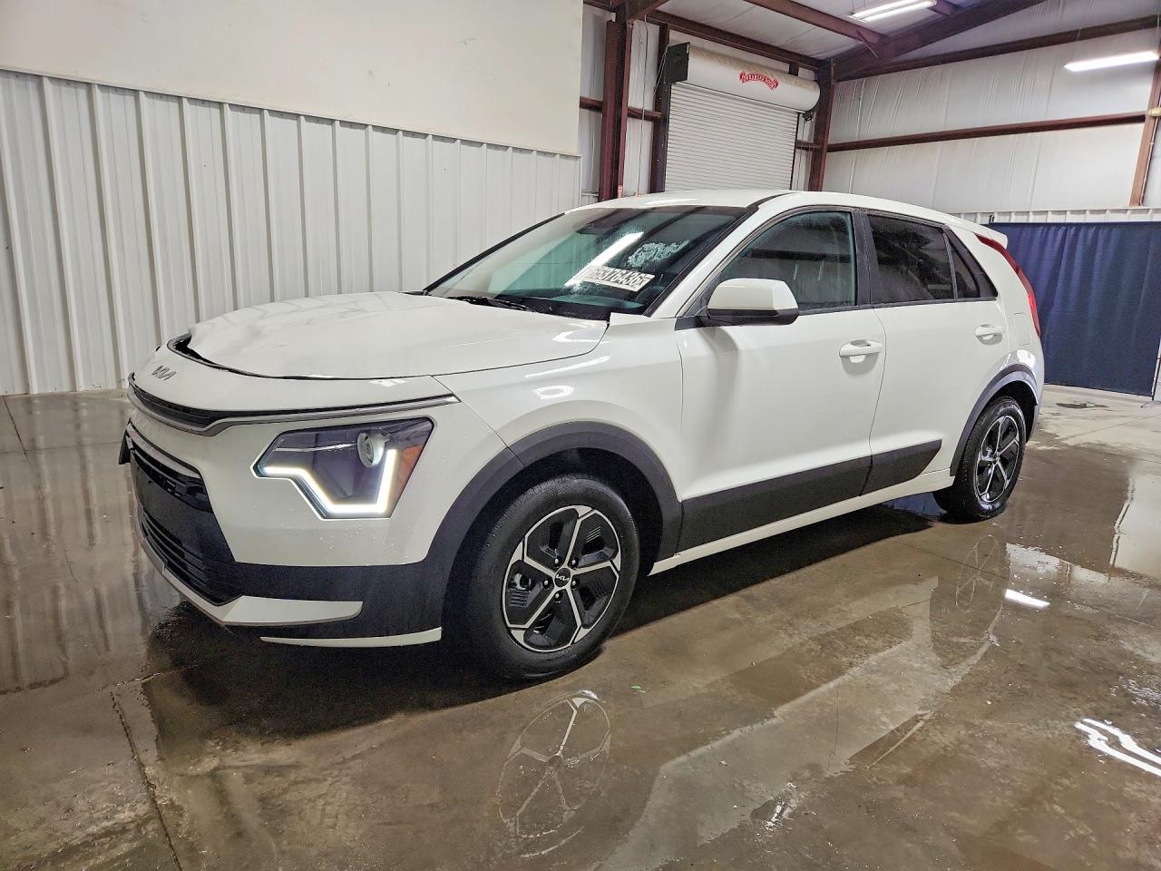 KNDCP3LE4T5322777 · 2026 KIA NIRO