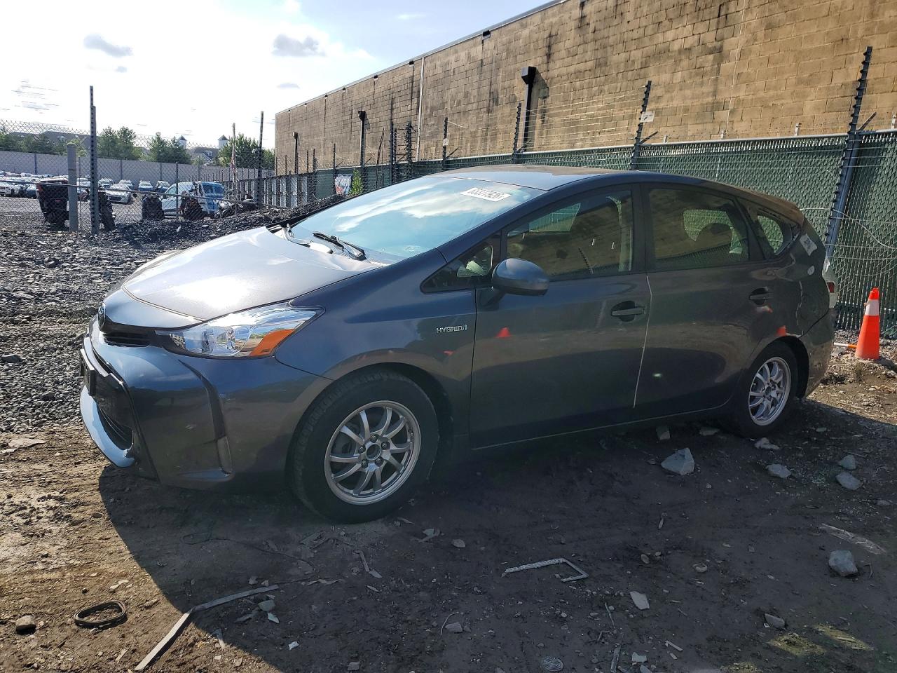 2015 TOYOTA PRIUS V