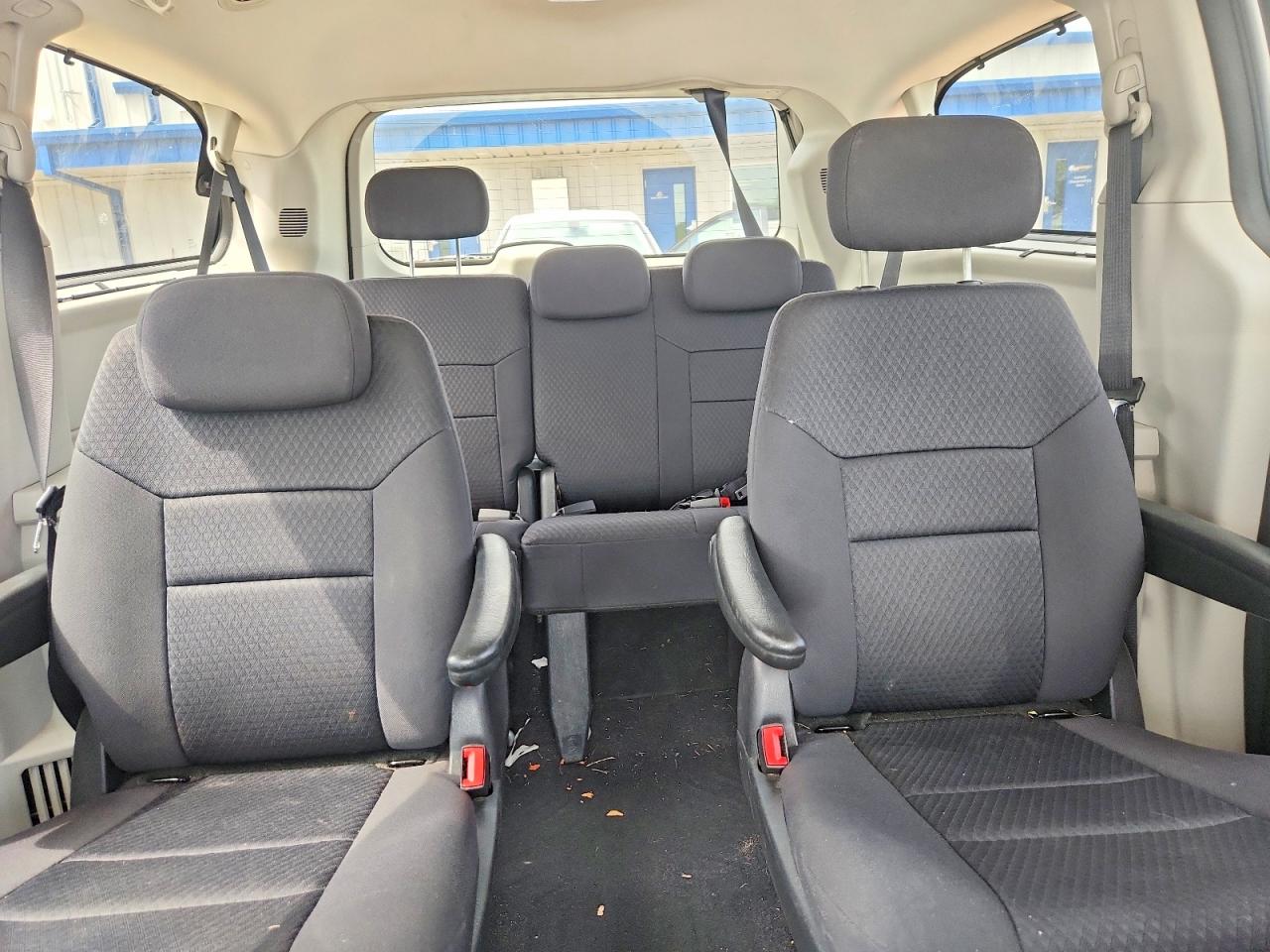 2D4RN6DX1AR364845 · 2010 DODGE GRAND CARAVAN · 10/14