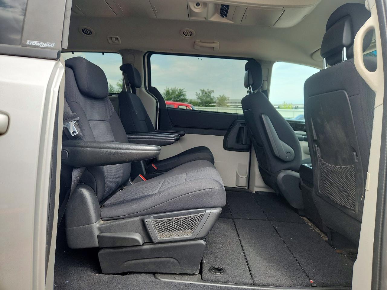 2D4RN6DX1AR364845 · 2010 DODGE GRAND CARAVAN · 11/14