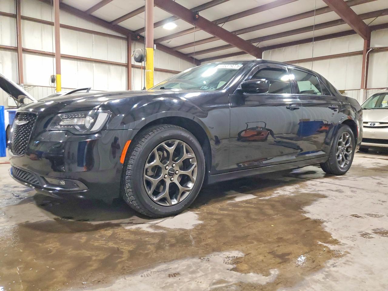 2016 CHRYSLER 300