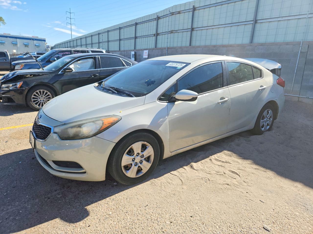 KNAFK4A68E5181631 · 2014 KIA FORTE