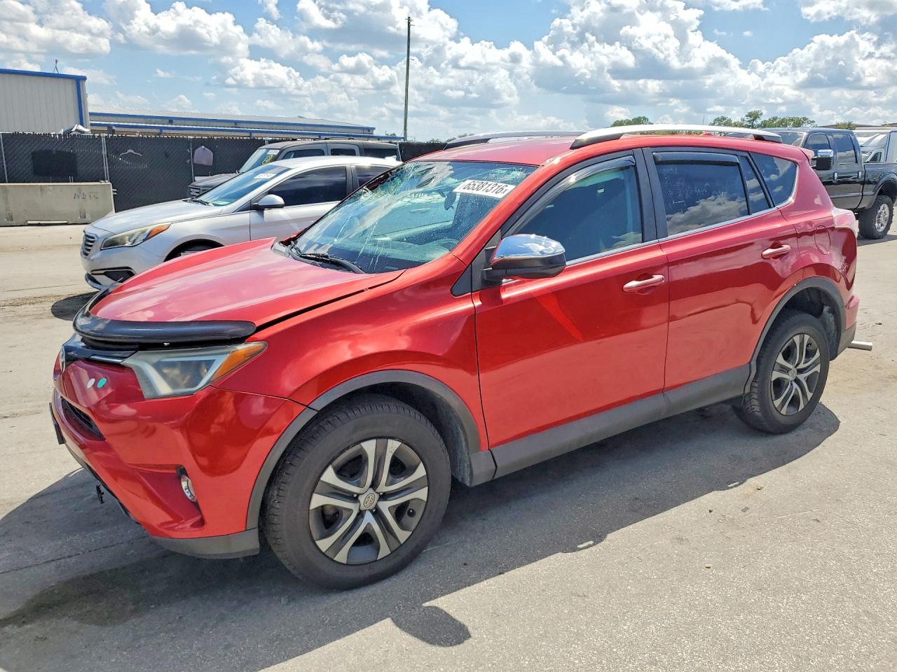 2T3ZFREV3GW287709 · 2016 TOYOTA RAV4