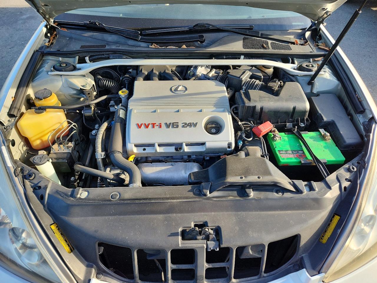 JTHBF30G720051664 · 2002 LEXUS ES · 11/12