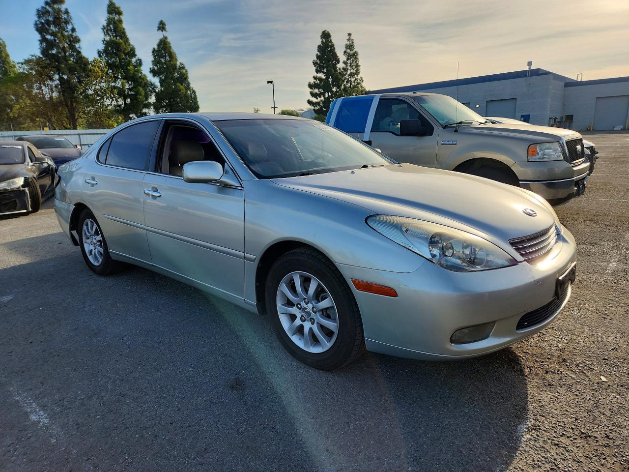 JTHBF30G720051664 · 2002 LEXUS ES · 4/12