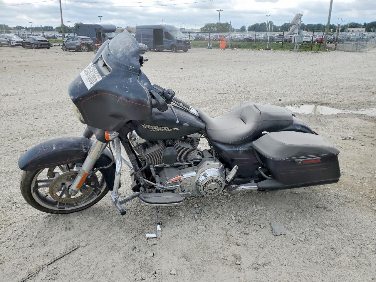 1HD1KRM12FB699987 · 2015 HARLEY-DAVIDSON FLHXS · 3/9