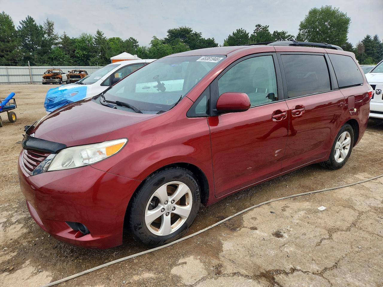 5TDKK3DCXGS705341 · 2016 TOYOTA SIENNA