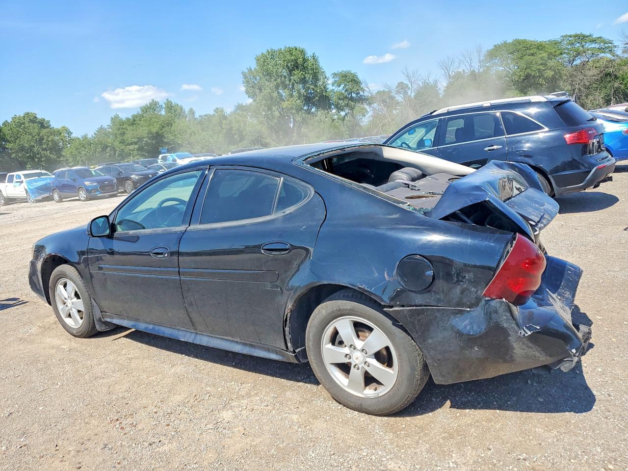 2G2WP552971111906 · 2007 PONTIAC GRAND PRIX · 2/12