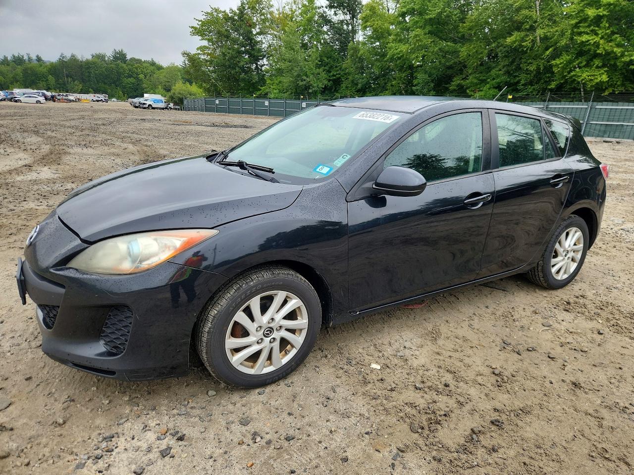 JM1BL1LP0D1823977 · 2013 MAZDA 3