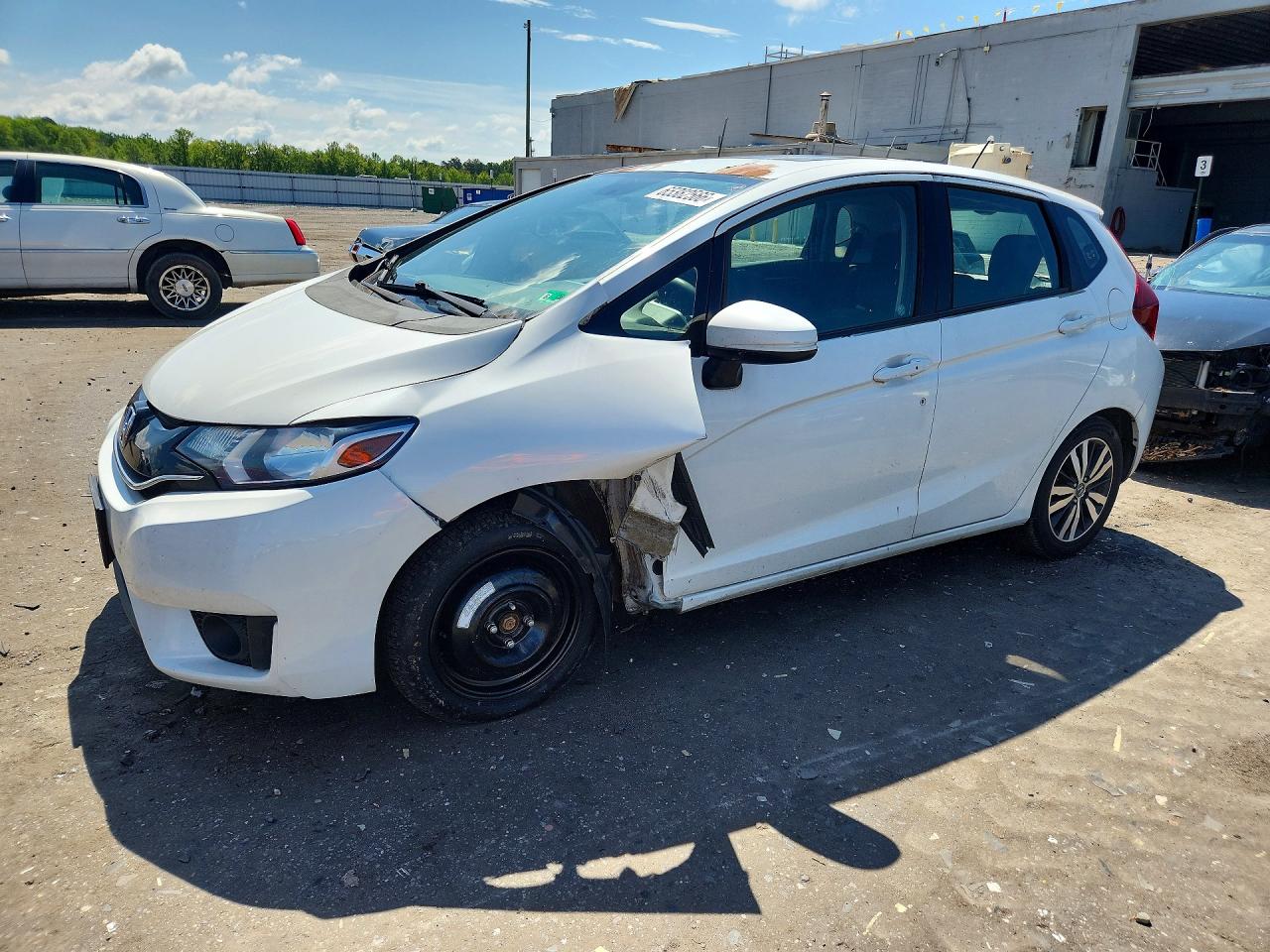 3HGGK5H82FM736462 · 2015 HONDA FIT