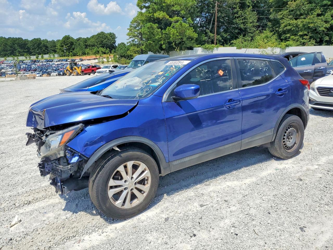 JN1BJ1CR8JW257138 · 2018 NISSAN ROGUE SPORT