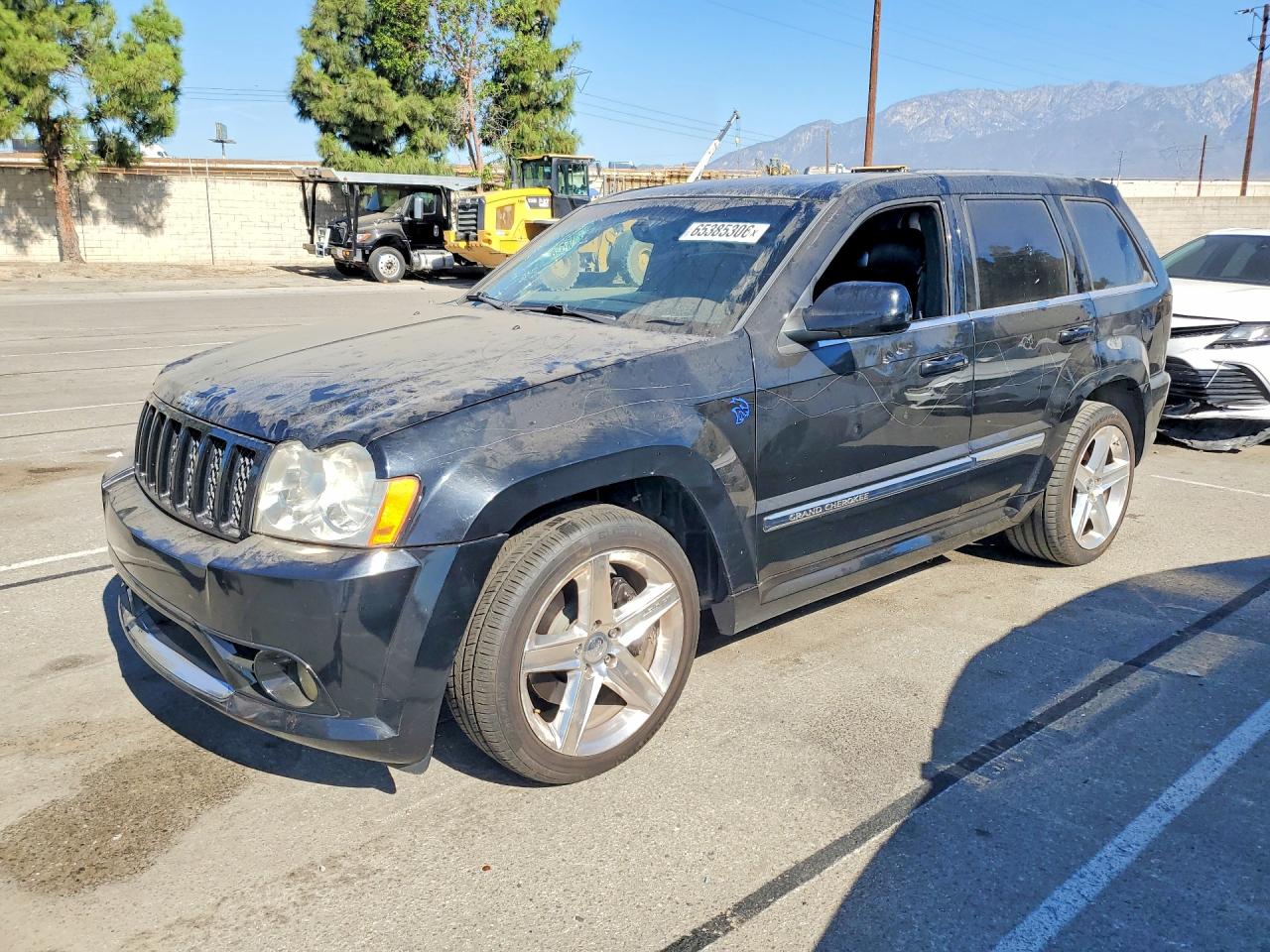 1J8HR78318C143588 · 2008 JEEP GRAND CHEROKEE