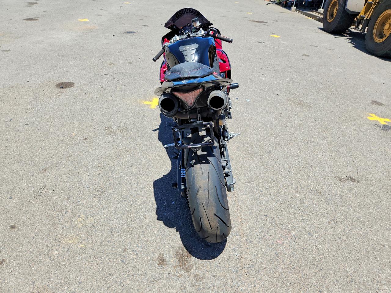 JYARN23Y39A000258 · 2009 YAMAHA YZFR1 · 4/9