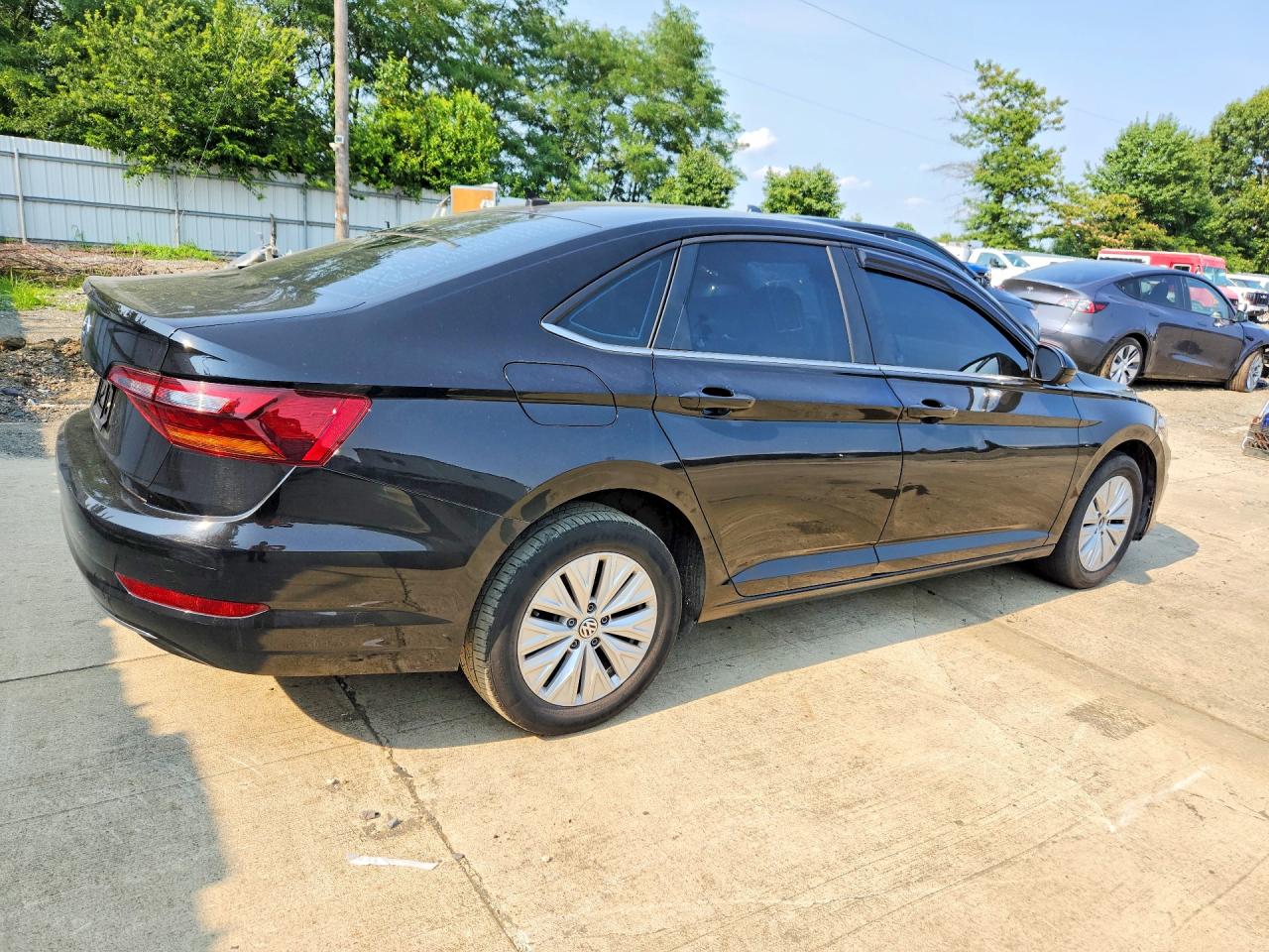 3VWC57BU6KM060756 · 2019 VOLKSWAGEN JETTA · 3/12