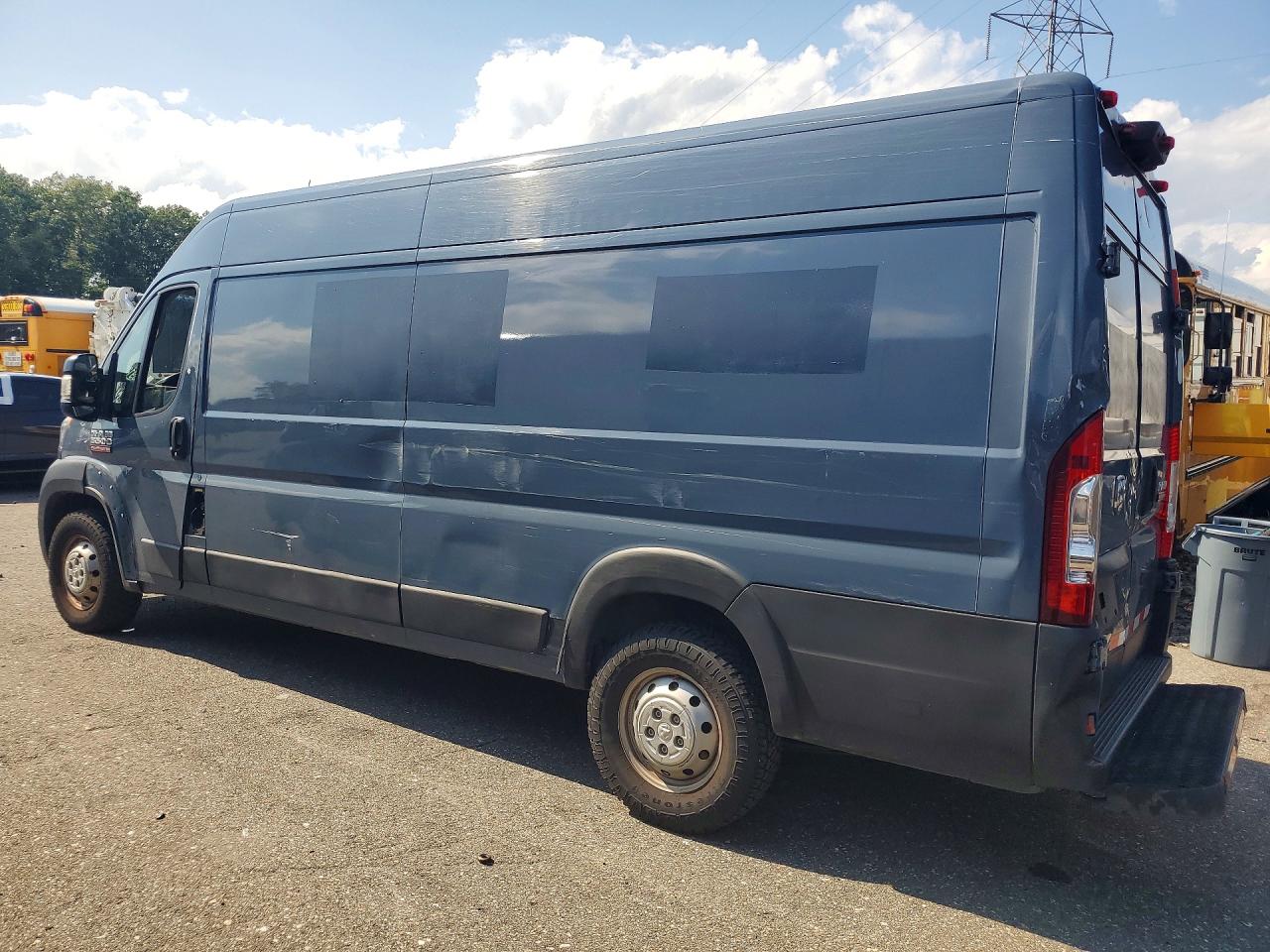 3C6URVJG2LE136956 · 2020 RAM PROMASTER 3500 · 2/13