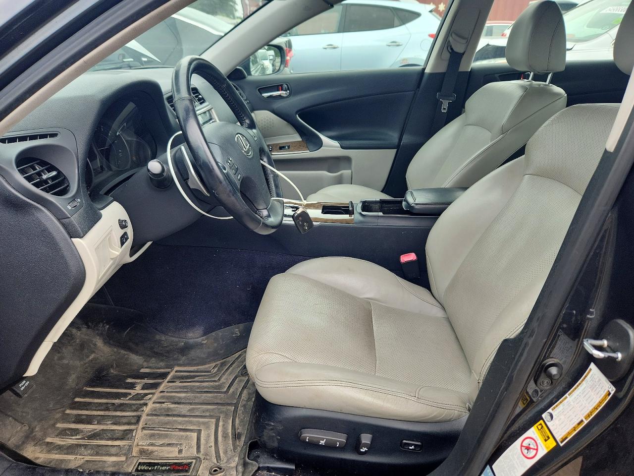 JTHCK262292029236 · 2009 LEXUS IS · 7/12