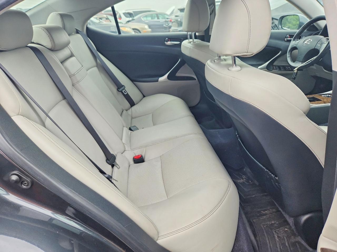 JTHCK262292029236 · 2009 LEXUS IS · 10/12