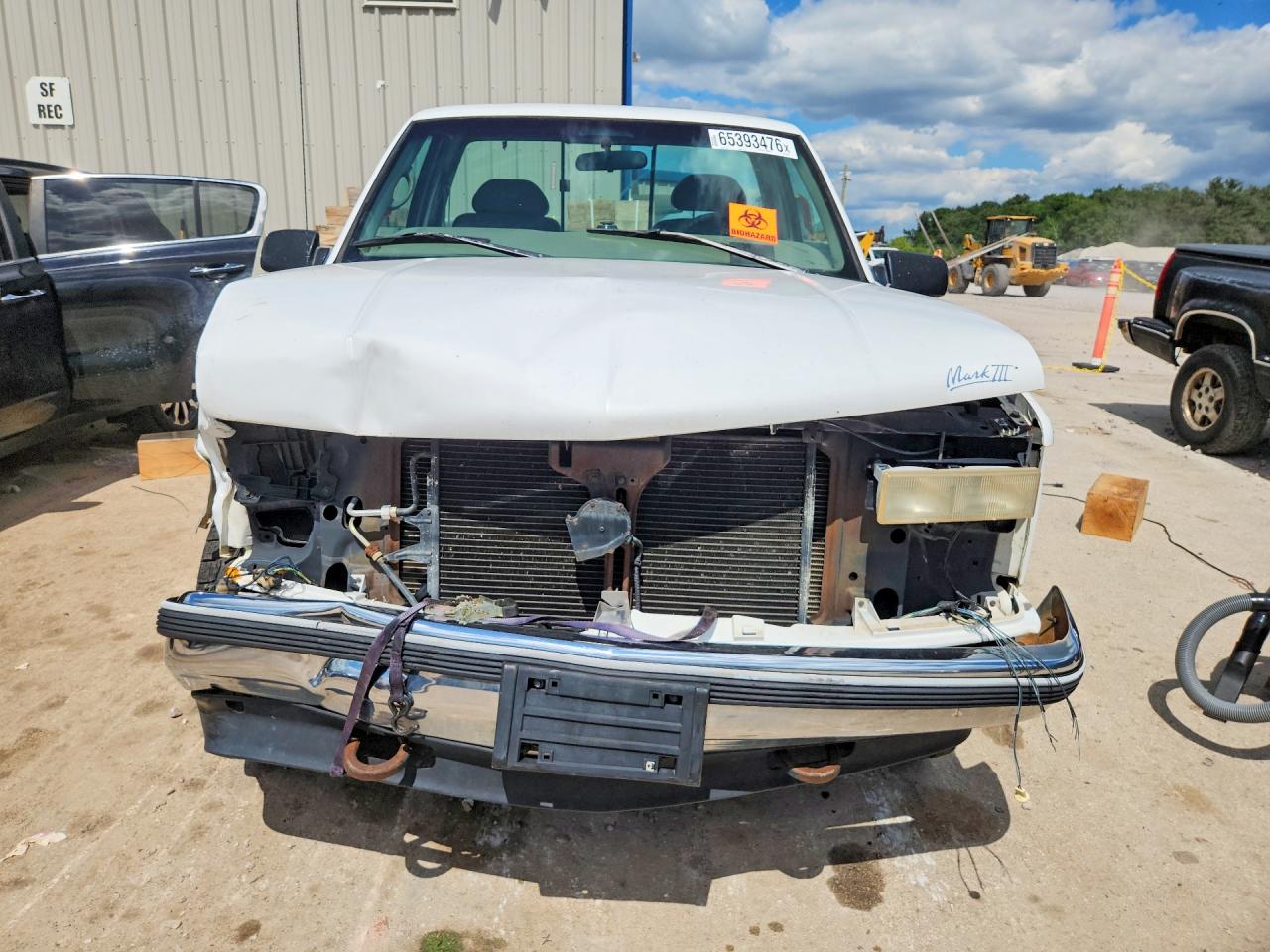 1GBEK14R8VZ238846 · 1997 CHEVROLET GMT-400 · 5/13