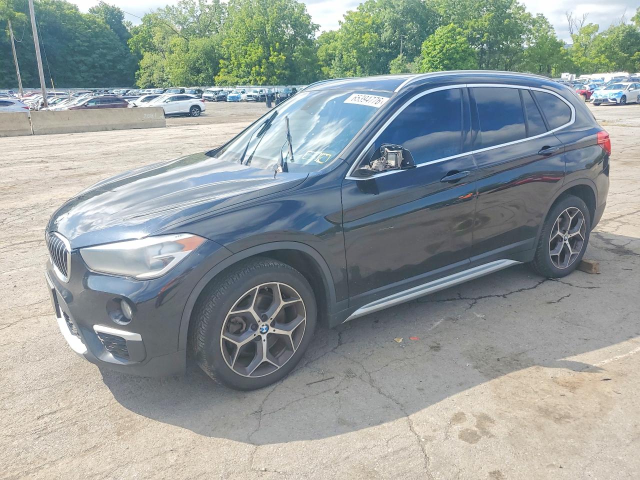 WBXHT3C34J5L32323 · 2018 BMW X1