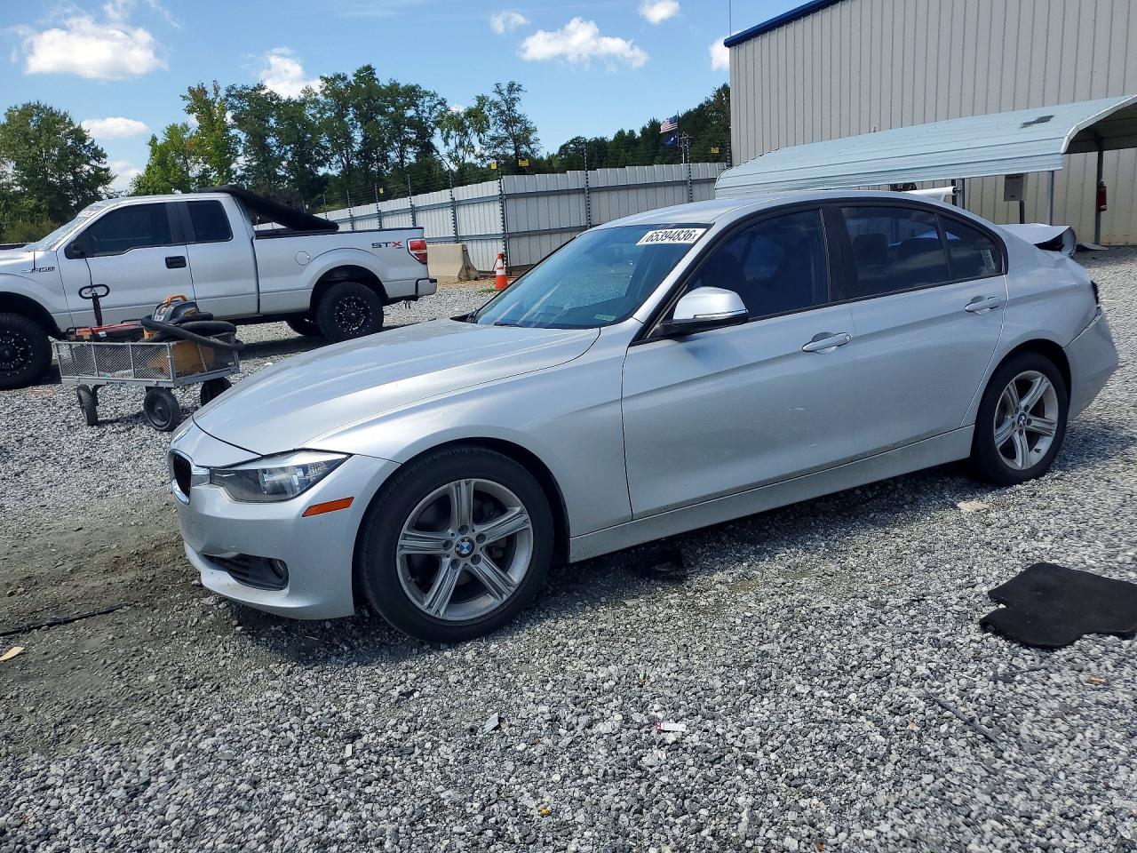 WBA3C1C56EK109685 · 2014 BMW 328