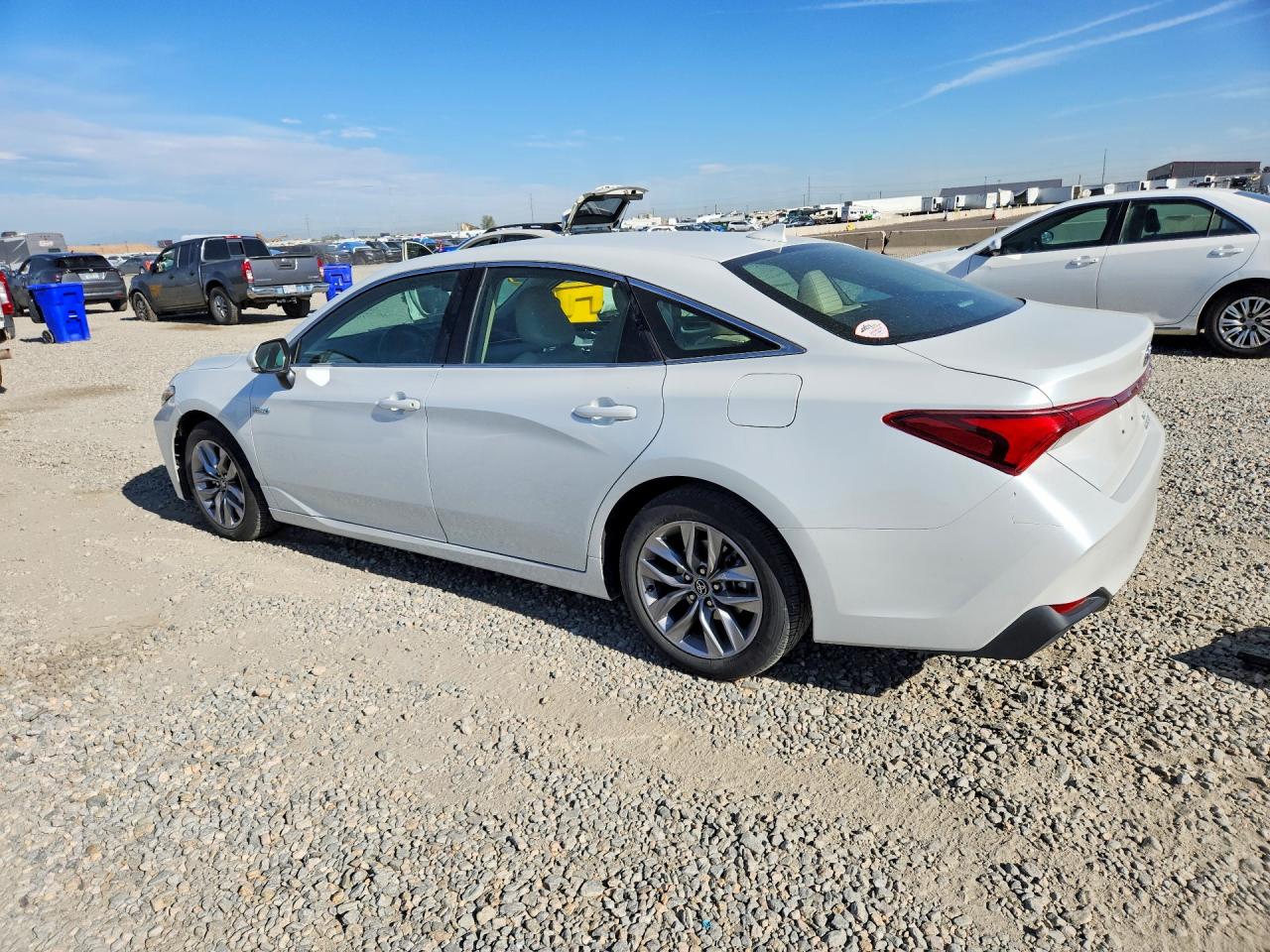 4T1J21FB4LU012447 · 2020 TOYOTA AVALON · 2/13